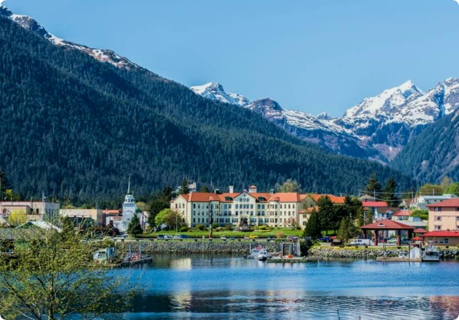USA. Mikä voi houkutella turisteja Alaskaan?